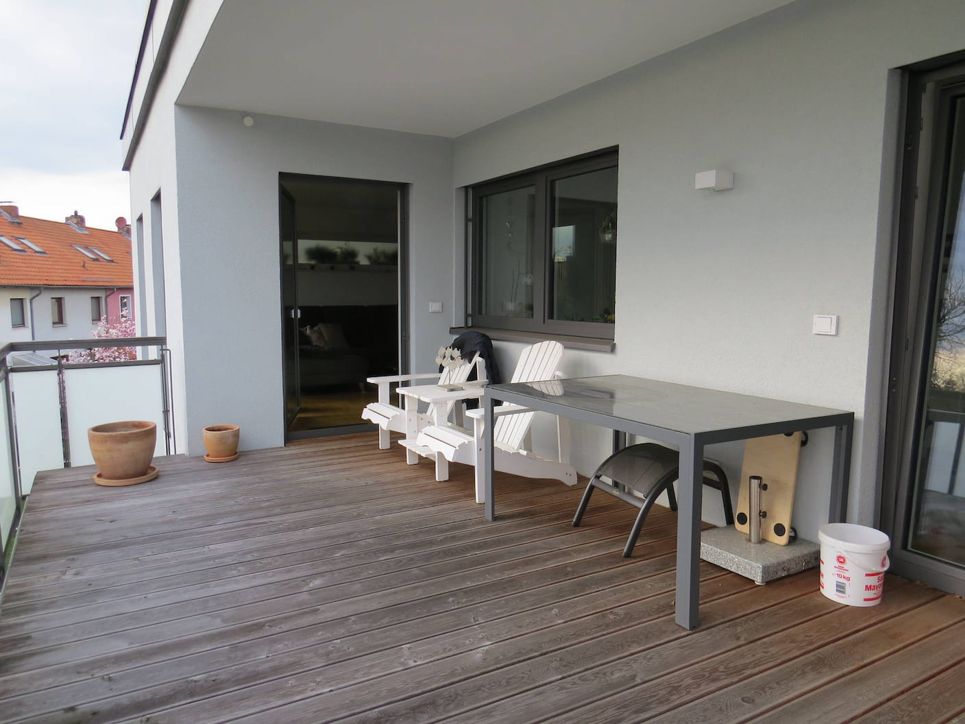 VERMIETET: Neuwertiges extravagantes Wohnen - In stadtnaher ruhiger Lage