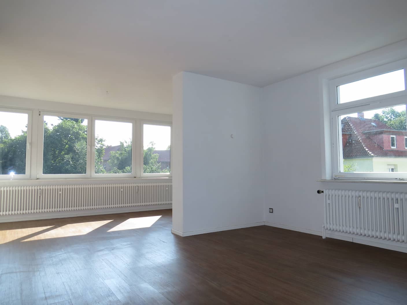 VERMIETET: Wohnen auf zwei Etagen in Villenlage